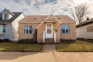 2404 Loomis St, La Crosse, WI 54603 - Photo 1