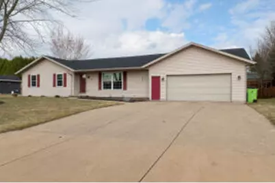 204 S 7th Ave, Saint Nazianz, WI 54232 - Photo 1