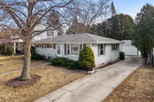 3723 S 17th Pl, Sheboygan, WI 53081 - Photo 1
