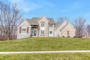 317 River Bluff Cir, Oconomowoc, WI 53066 - Photo 1