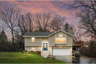 W299S10917  Valley Ridge Dr, Mukwonago, WI 53149 - Photo 1