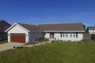 10560 S Peggy Dr, Oak Creek, WI 53154 - Photo 1