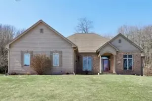 1520 Pamme Ct, West Bend, WI 53090 - Photo 1