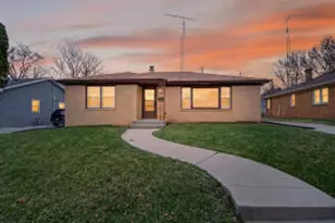 2303 Lawn St, Racine, WI 53404 - Photo 1