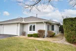 409 Hartford Square, Hartford, WI 53027 - Photo 1