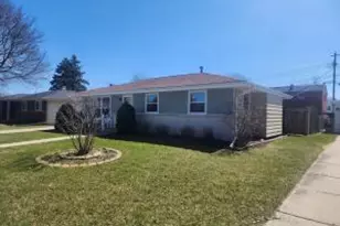 725 Sydney Dr, Racine, WI 53402 - Photo 1