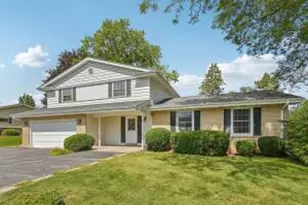 2430 W Applewood Ln, Glendale, WI 53209 - Photo 1