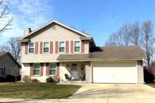 1661 Falcon Dr, Hartford, WI 53027 - Photo 1