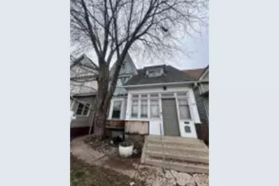 941 S 35th St, Milwaukee, WI 53215 - Photo 1