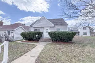 9007 W Greenfield Ave, West Allis, WI 53214 - Photo 1