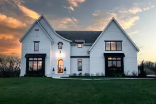 4066 Hawthorn Farm Ct, Delafield, WI 53018 - Photo 1