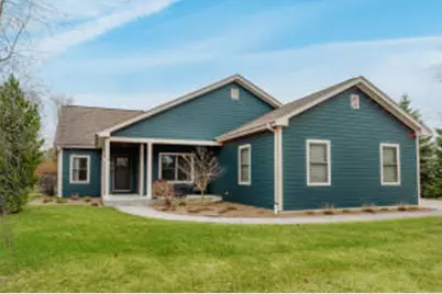 1841  Kissel Dr, Hartford, WI 53027 - Photo 1