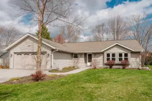 10500 S Jessica Dr, Oak Creek, WI 53154 - Photo 1