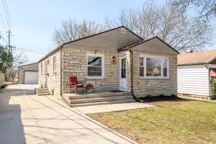 1363 S 91st St, West Allis, WI 53214 - Photo 1