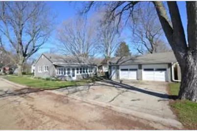 429 S Whiton St, Whitewater, WI 53190 - Photo 1