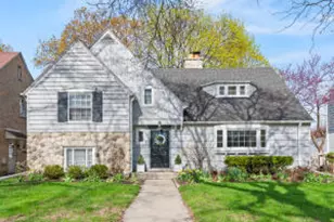 5347 N Santa Monica Blvd, Whitefish Bay, WI 53217 - Photo 1