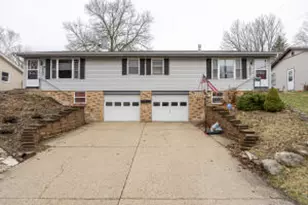 1920 Woodlawn Ave, West Bend, WI 53090 - Photo 1