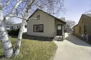 1517 Orchard St, Racine, WI 53405 - Photo 1