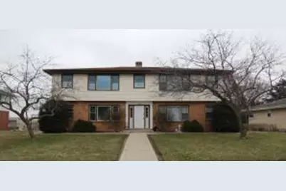1211  5th Ave, West Bend, WI 53095 - Photo 1