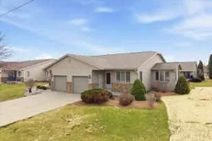 653 Minnesota Ave, Oostburg, WI 53070 - Photo 1
