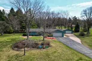 W254S6440 McGregor Ct, Vernon, WI 53189 - Photo 1