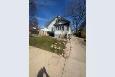 5754 N 41st St, Milwaukee, WI 53209 - Photo 1