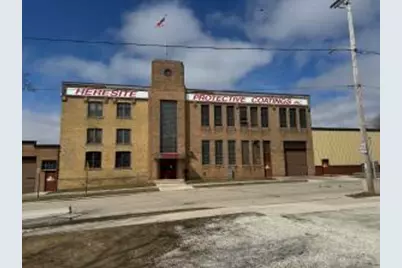 822 S 14th St, Manitowoc, WI 54220 - Photo 1