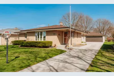 4052 N 89th St, Milwaukee, WI 53222 - Photo 1