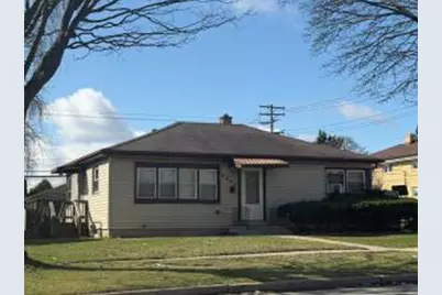 7519 W Congress St, Milwaukee, WI 53218 - Photo 1