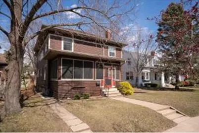 1611  King St, La Crosse, WI 54601 - Photo 1