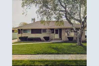 3904  Wilshire Dr, Racine, WI 53402 - Photo 1