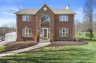 W266S8655 Rustic View Ln, Vernon, WI 53149 - Photo 1