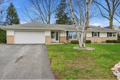 1415 N 118th St, Wauwatosa, WI 53226 - Photo 1