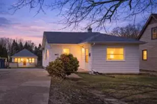 661 S 100th St, West Allis, WI 53214 - Photo 1
