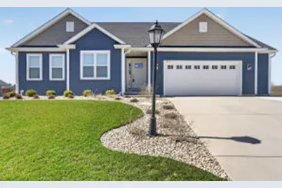 879  Amber Ln, Port Washington, WI 53074 - Photo 1