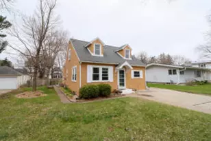 3144 25th St, La Crosse, WI 54601 - Photo 1