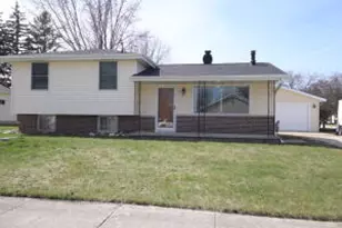 1717 Jackson St, New Holstein, WI 53061 - Photo 1