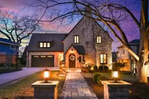 8204 Brookside Pl, Wauwatosa, WI 53213 - Photo 1