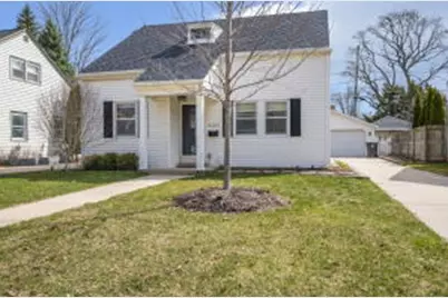 5122 N Diversey Blvd, Whitefish Bay, WI 53217 - Photo 1