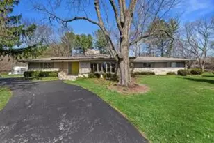 9432 W Garden Ct, Hales Corners, WI 53130 - Photo 11