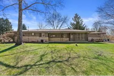 9432 W Garden Ct, Hales Corners, WI 53130 - Photo 7