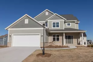 N54W19340 Kearney Ln, Menomonee Falls, WI 53051 - Photo 1