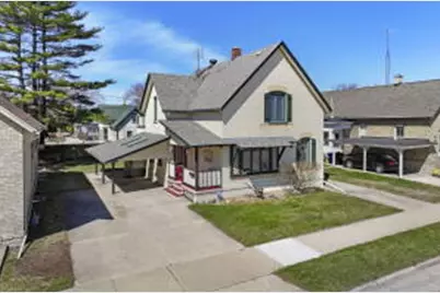 1632  Michigan Blvd, Racine, WI 53402 - Photo 1