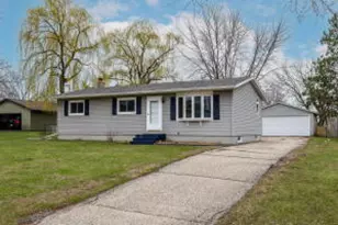 306 Neitzel Dr, Holmen, WI 54636 - Photo 1