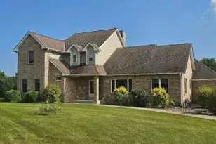 145 Victoria Cir, Racine, WI 53182 - Photo 1