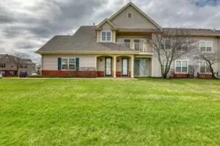 W206N16708 Blackberry Cir, Jackson, WI 53037 - Photo 1