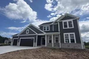 N73W17723 Mineral Dr, Menomonee Falls, WI 53051 - Photo 1