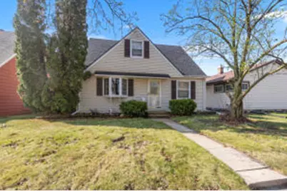 2809 E Armour Ave, Saint Francis, WI 53235 - Photo 1