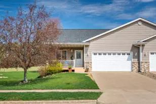 1319 Harvest Cir, Holmen, WI 54636 - Photo 1