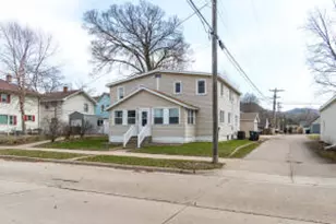 313 23rd St, La Crosse, WI 54601 - Photo 1